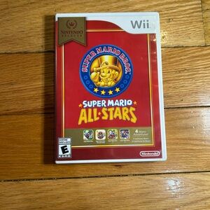 Nintendo Super Mario All-Stars Wii - Red and Gold